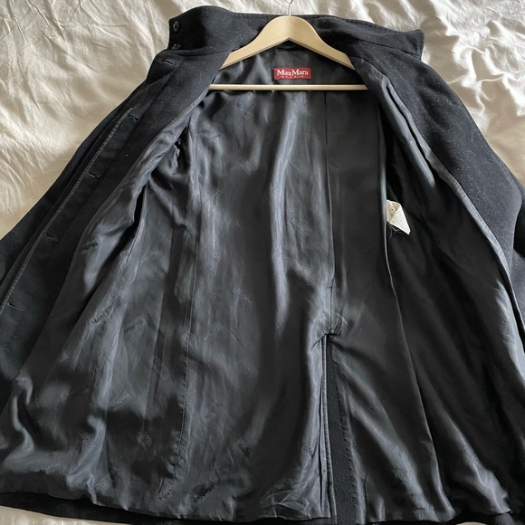 Max Mara studio agnese coat in black - Picture 5 of 10